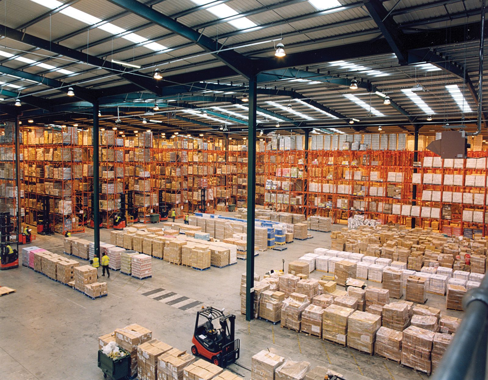 Organized industrial warehouse with pallets